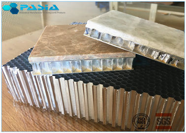 China 0,035 materiales de aluminio perforados del panal con excelente rendimiento proveedor