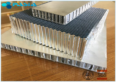 China Conductividad termal de aluminio perforada incombustible de la base de panal alta proveedor