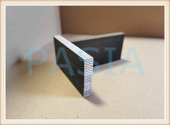 China el panel de acero inoxidable del panal de 0.2m m para el separador ligero proveedor