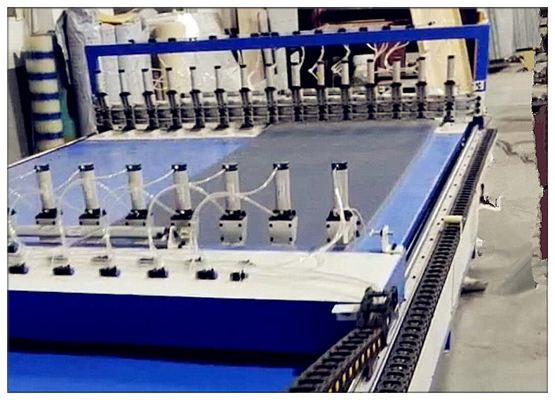 China Pin Inserting Aluminum Honeycomb Core automático 4 corta/minuto proveedor