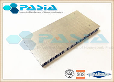 China El panel de aluminio de fines generales del panal con anchura de los milímetros expuestos y 1220 del borde y longitud de 2440 milímetros proveedor