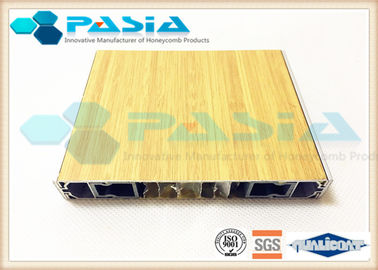 China Los paneles modernos de imitación de madera de la puerta del panal con toda la prenda impermeable sellada bordes proveedor