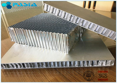 China Material de aluminio de alta resistencia del panal para los metros y los compartimientos de la nave proveedor