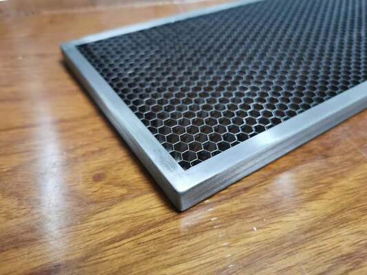 EMI Shielding Stainless Steel Honeycomb Vent Panels 0.8mm Dia proveedor