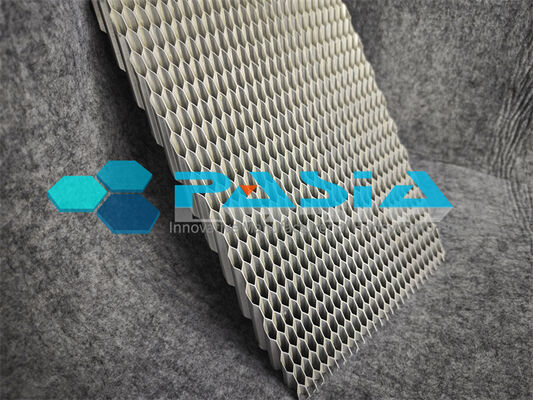 Flame Retardant Lightweigt Honeycomb Energy Absorber with High Heat Dissipation Pyramidal Structure Handling 15 KW/m² for Aerospace Chamber Lining proveedor