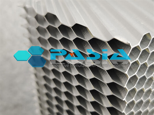 Corazón de panal de aluminio pasivado de cromo trivalente resistente a la salinidad para uso marino proveedor